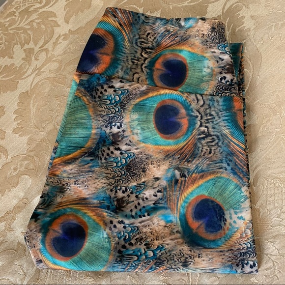 🦚SALE* Onzie Peacock Leggings - Picture 6 of 9